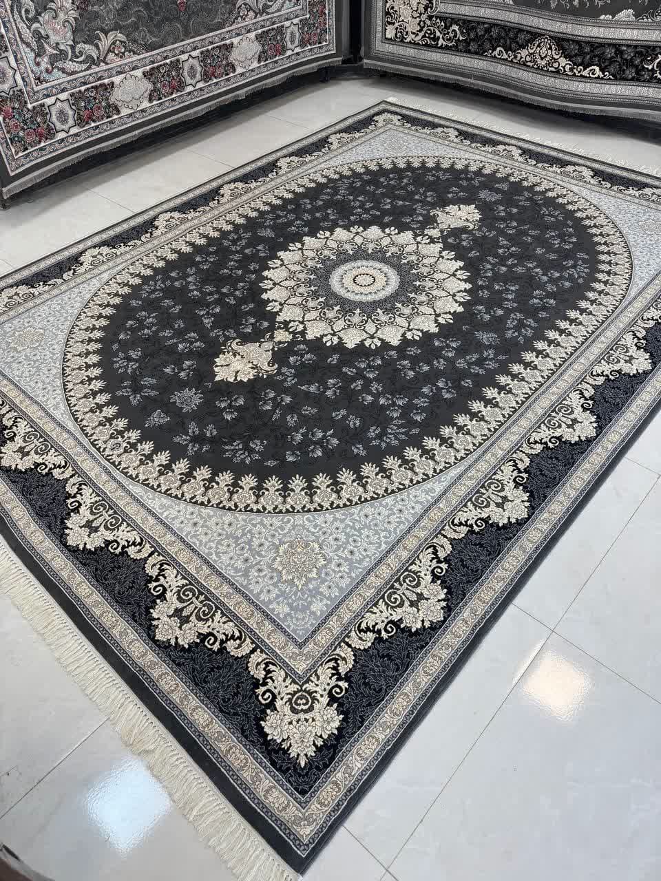 فرش 700 شانه  طرح هستی 